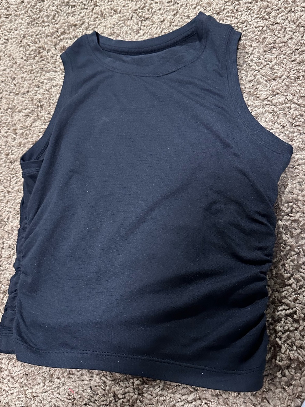 Lululemon license to train tank 
Size 8
